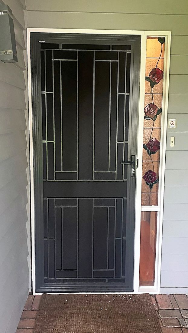 Front Screen Door 